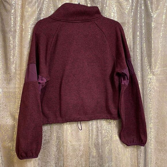 PINK Victorias Secret maroon/wine cropped toggle long sleeve sweater, size S - Picture 6 of 7